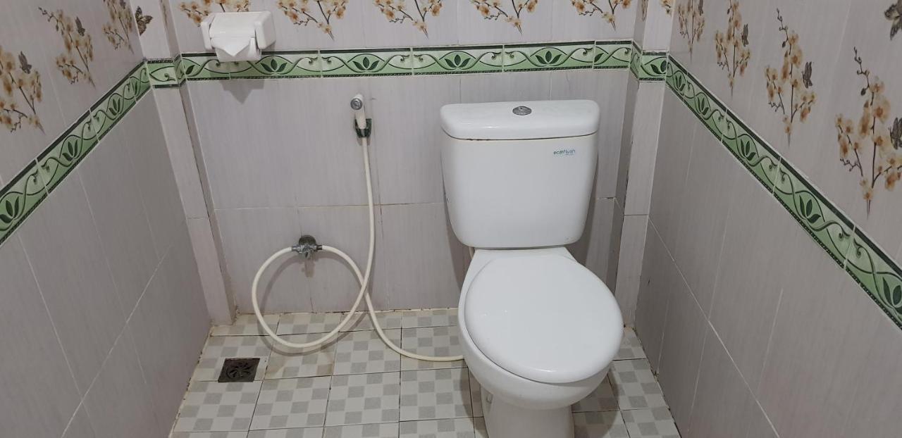 Wahyu Homestay 2 Lembongan Exterior photo